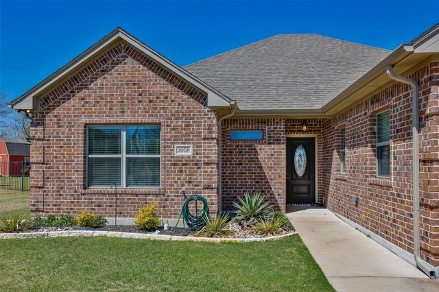 2008 Stanford Drive, Gainesville, TX 76240
