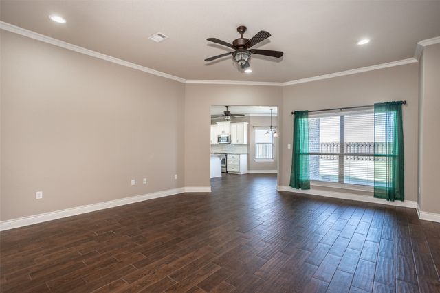 2008 Stanford Drive, Gainesville, TX 76240