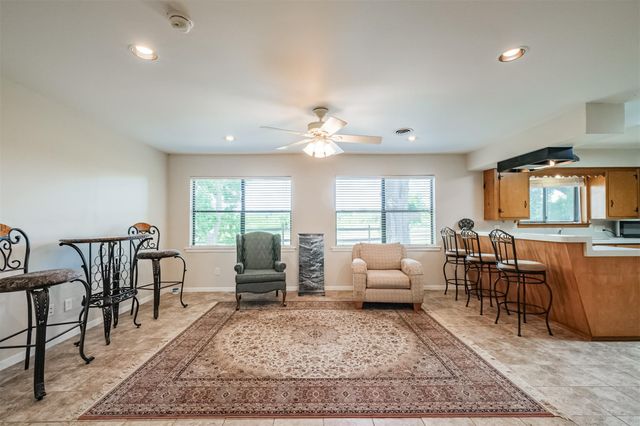 18211 Mueschke Road, Cypress, TX 77433