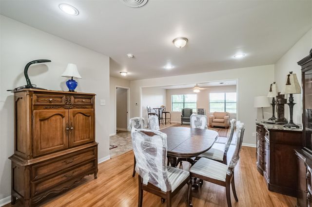 18211 Mueschke Road, Cypress, TX 77433