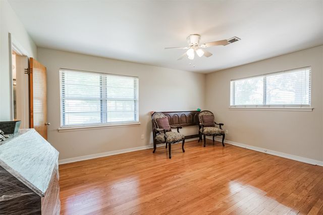 18211 Mueschke Road, Cypress, TX 77433