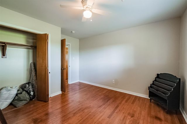 18211 Mueschke Road, Cypress, TX 77433