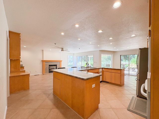 3120 Navion Ct, Cameron Park, CA 95682