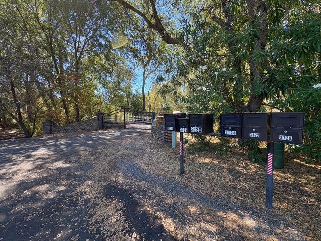 3120 Navion Ct, Cameron Park, CA 95682