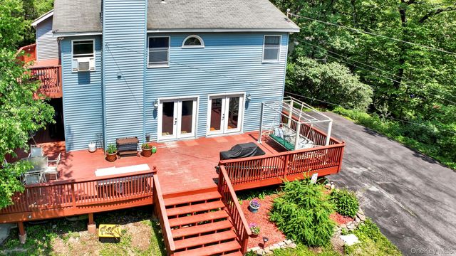 65 Oxford Springs Road, Chester, NY 10918