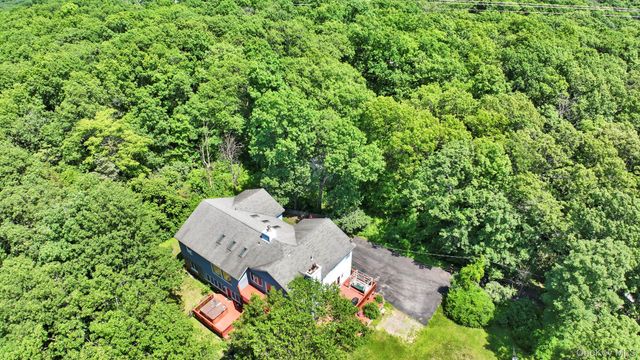 65 Oxford Springs Road, Chester, NY 10918