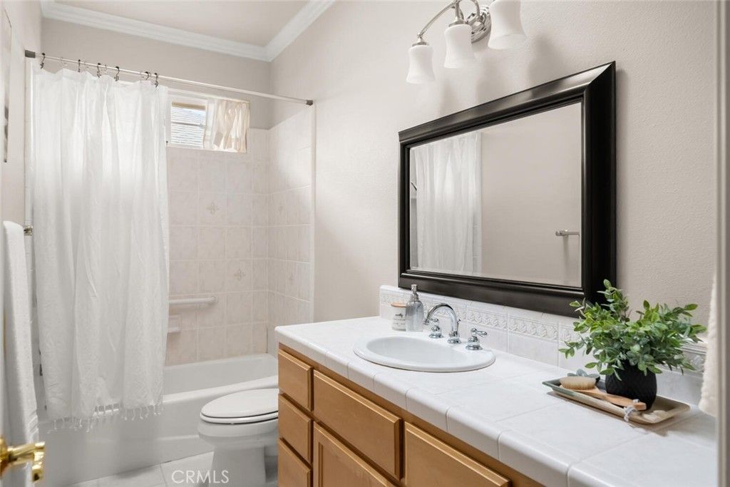 Image 18 of property listing at 1480 Arch Way, Chico, CA 95973