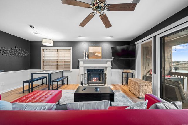 250 Grand Isle Dr Apt 1A, Hot Springs, AR 71913