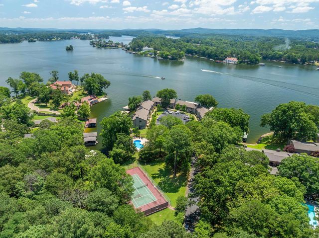 250 Grand Isle Dr Apt 1A, Hot Springs, AR 71913