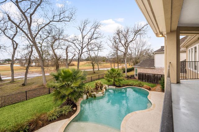 18 Sullivans Court, Missouri City, TX 77459