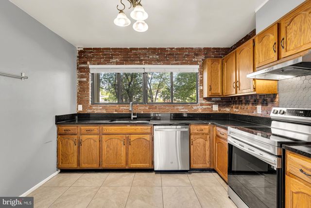 2103 OLD LANDING WAY, Woodbridge, VA 22191