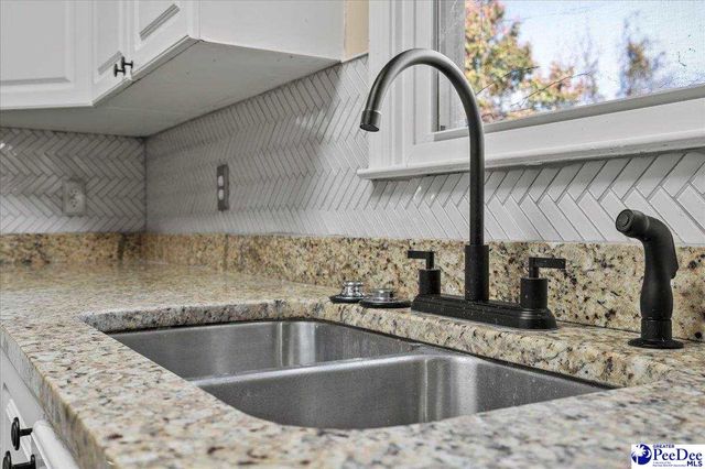 3326 W Hampton Pointe Drive, Florence, SC 29501