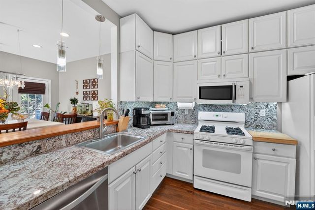 215 Barringer Drive 2088, Nutley, NJ 07110