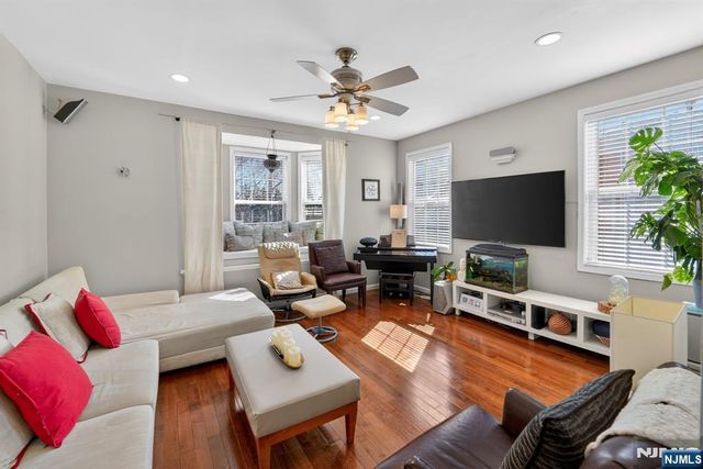 215 Barringer Drive 2088, Nutley, NJ 07110