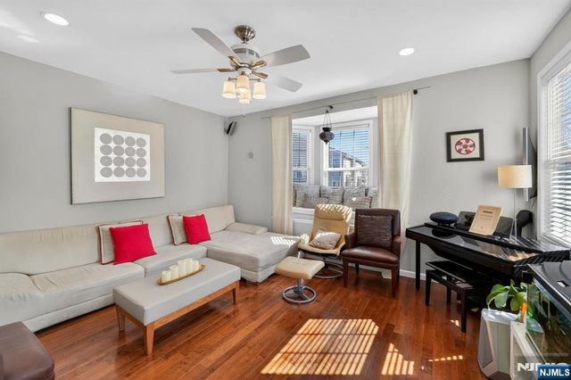 215 Barringer Drive 2088, Nutley, NJ 07110