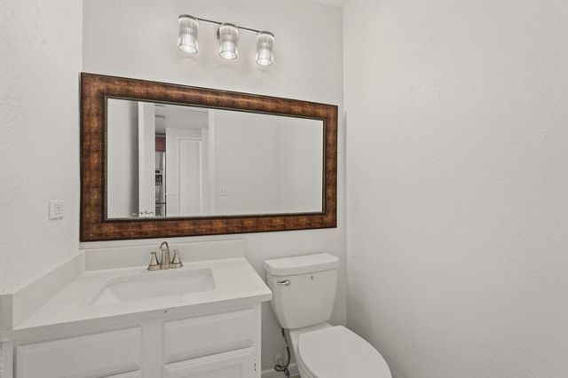 2808 Grants Lake Boulevard 405, Sugar Land, TX 77479