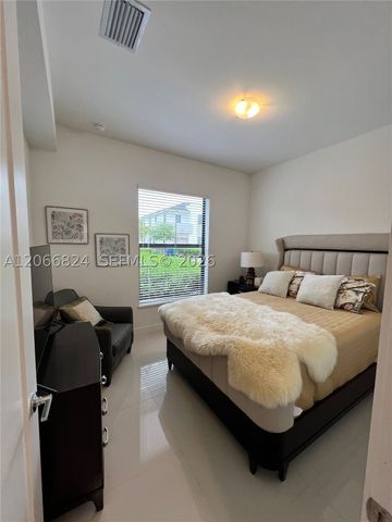 11745 SW 106th Ter 11745, Miami, FL 33186