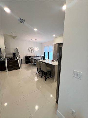 11745 SW 106th Ter 11745, Miami, FL 33186