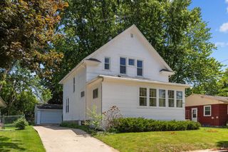 1310 POWERS STREET, Oshkosh, WI 54901