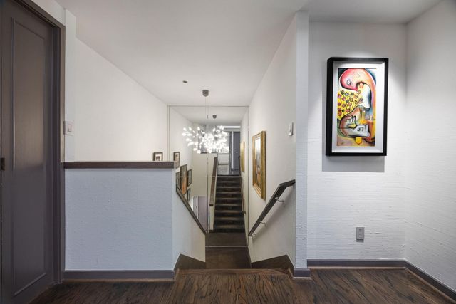 5555 Del Monte Drive 102, Houston, TX 77056