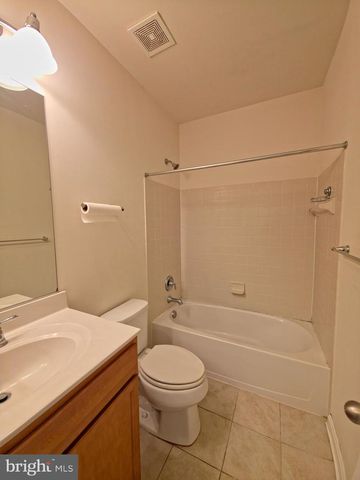 6565 CLUSTER PINE CT, Waldorf, MD 20603