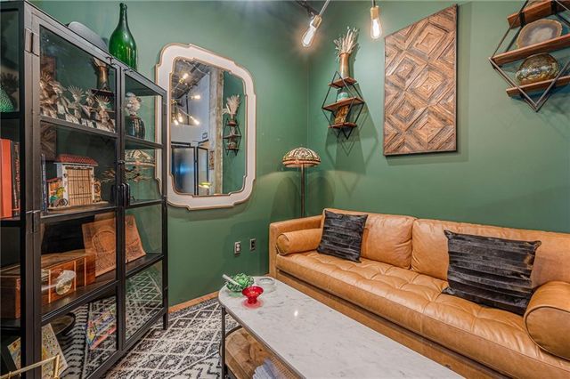 3235 Roswell Road NE 819, Atlanta, GA 30305