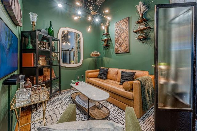 3235 Roswell Road NE 819, Atlanta, GA 30305