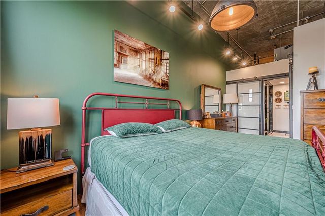 3235 Roswell Road NE 819, Atlanta, GA 30305