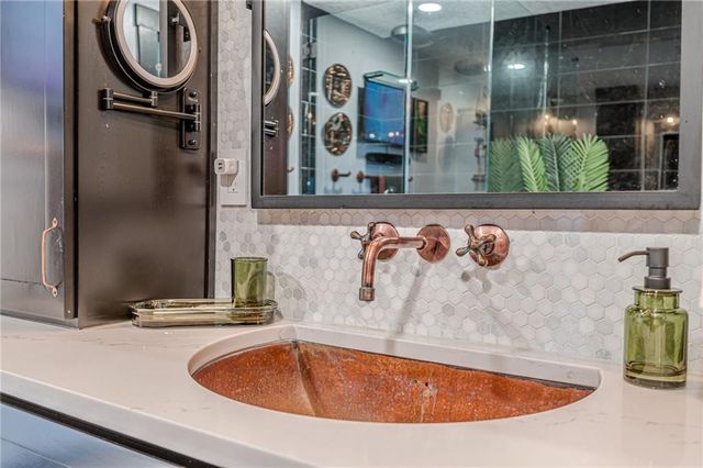 3235 Roswell Road NE 819, Atlanta, GA 30305