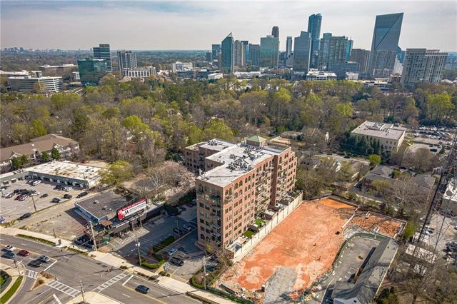 3235 Roswell Road NE 819, Atlanta, GA 30305