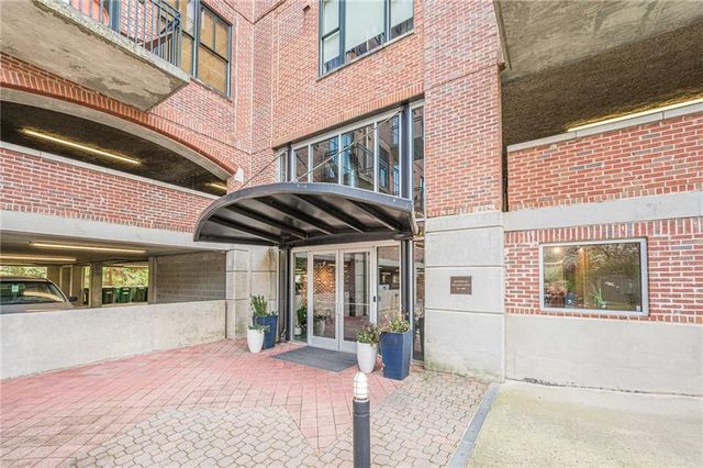 3235 Roswell Road NE 819, Atlanta, GA 30305