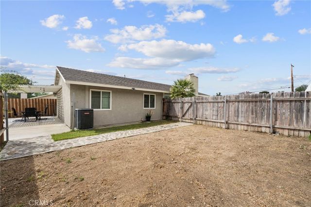 4259 N 4th, San Bernardino, CA 92407