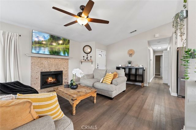 4259 N 4th, San Bernardino, CA 92407