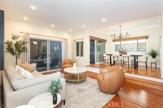817 10th Street 104, Santa Monica, CA 90403