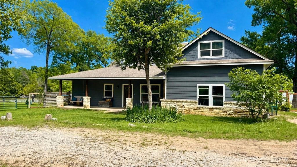 11810 Riley Green Road, Franklin, TX 77856 — exterior