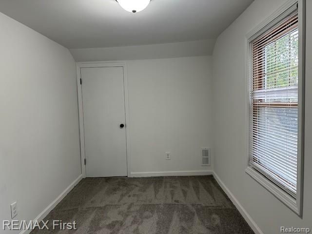 35487 Glover Street, Wayne, MI 48184