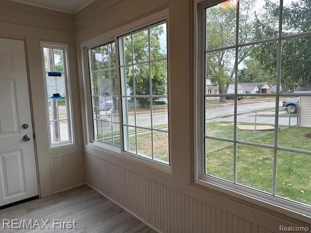 35487 Glover Street, Wayne, MI 48184