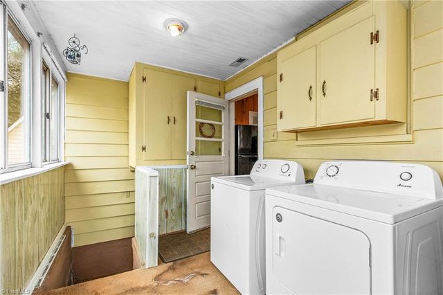 4450 Rock Hill Road, Pfafftown, NC 27040