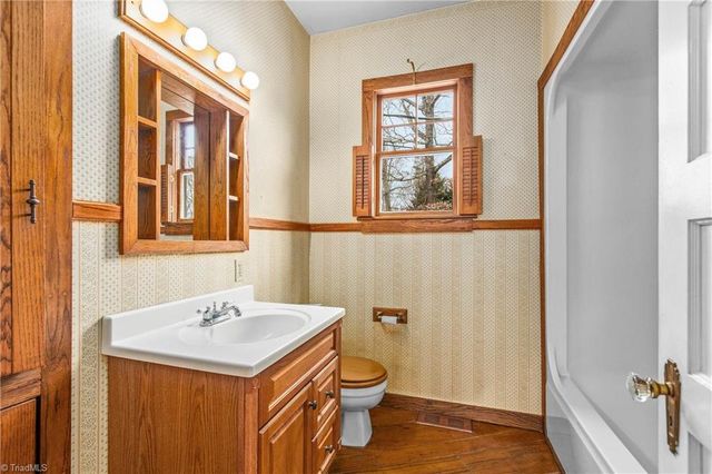 4450 Rock Hill Road, Pfafftown, NC 27040