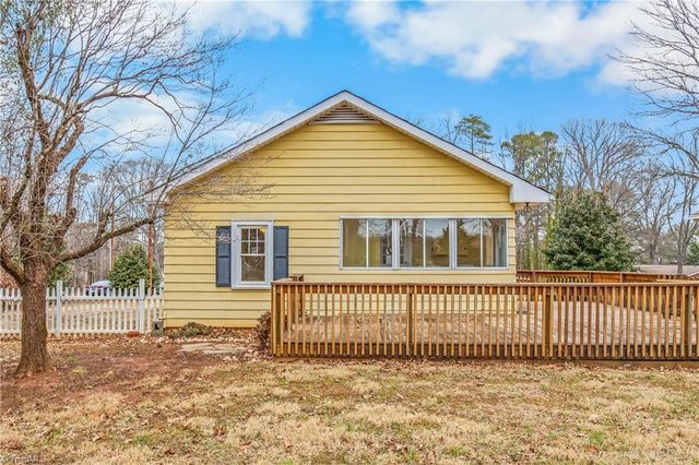 4450 Rock Hill Road, Pfafftown, NC 27040