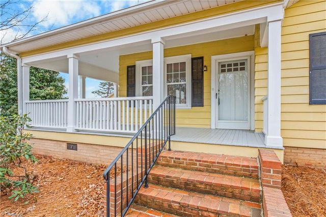 4450 Rock Hill Road, Pfafftown, NC 27040