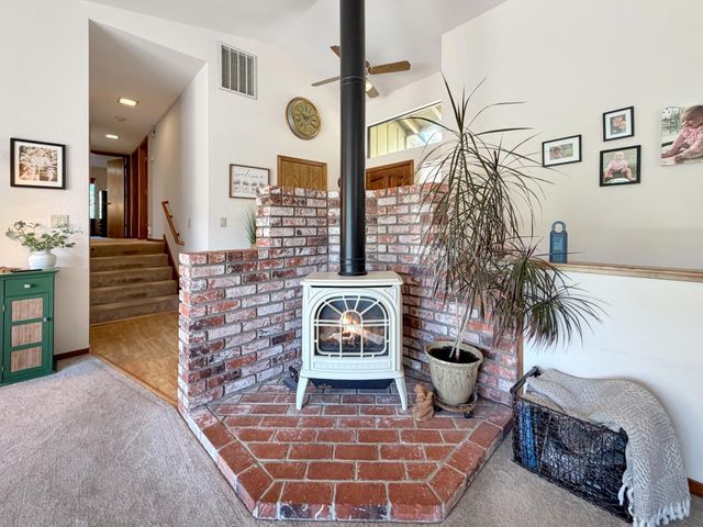 5186 Pondorex Rd, Auburn, CA 95602