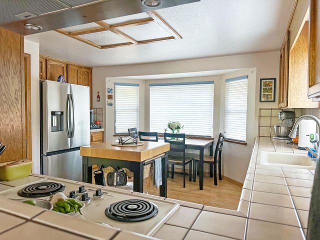 5186 Pondorex Rd, Auburn, CA 95602