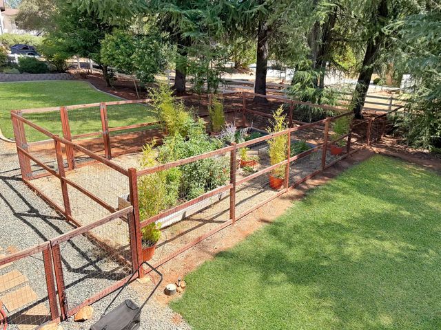 5186 Pondorex Rd, Auburn, CA 95602