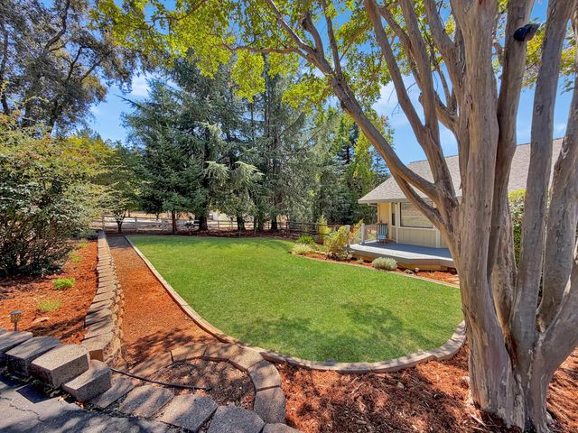 5186 Pondorex Rd, Auburn, CA 95602
