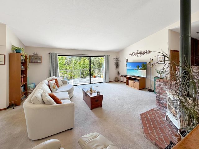 5186 Pondorex Rd, Auburn, CA 95602