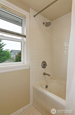 1113 26th Avenue S, Seattle, WA 98144