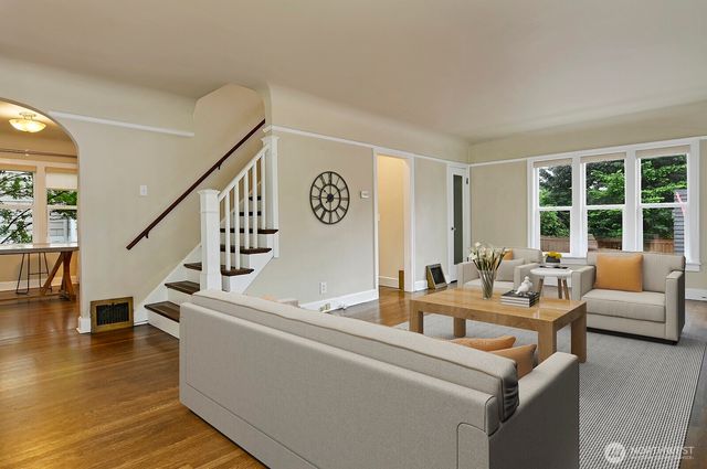 1113 26th Avenue S, Seattle, WA 98144
