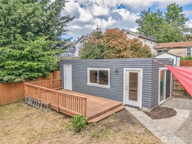 1113 26th Avenue S, Seattle, WA 98144