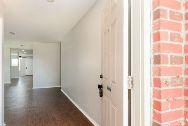 806 White Fields Way, Arlington, TX 76002